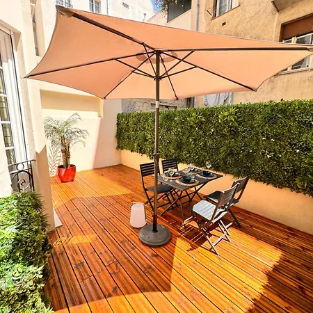 Elegant Central Flat With Private Terrace In